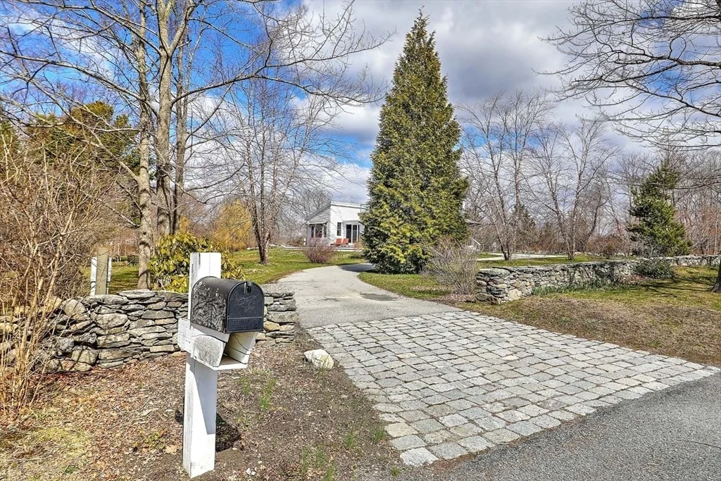 Photo of 263 Indian Point