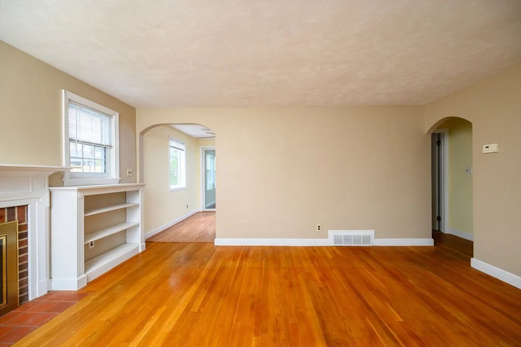 Photo of 113 Ledgewood Rd