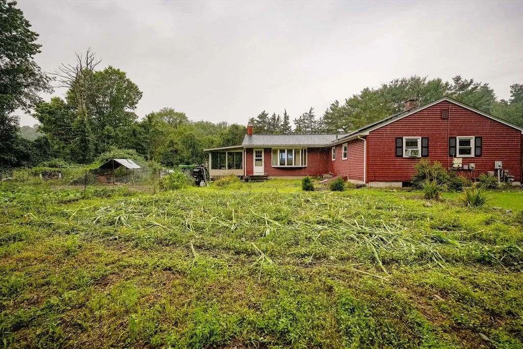 Photo of 43 Colony Dr