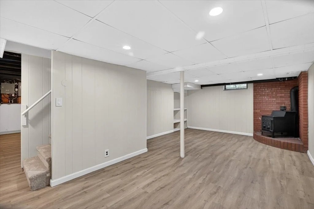 Photo of 163 Powell Avenue