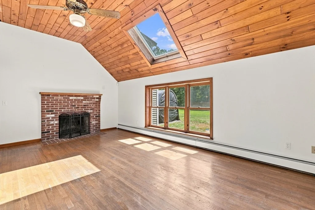 Photo of 69 White Pond Rd