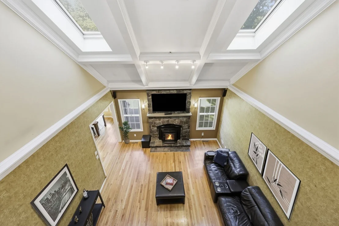 Photo of 2 Highview Circle