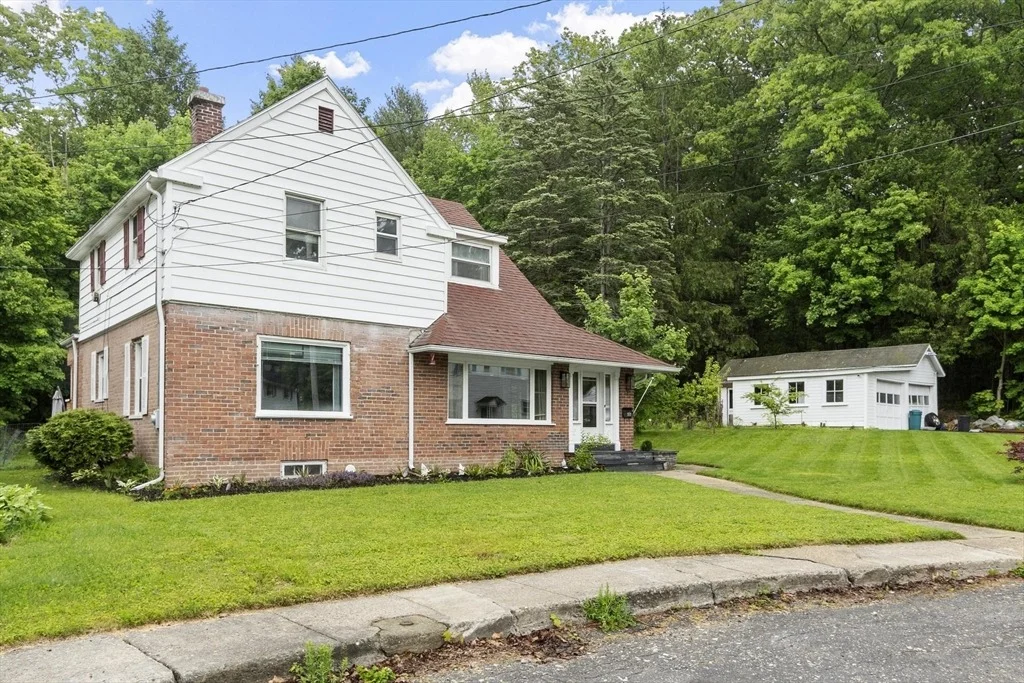 Photo of 101 Starrett Ave