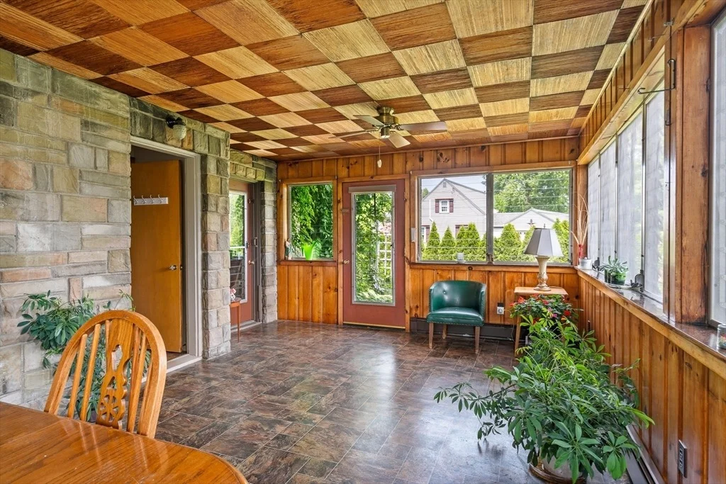 Photo of 16 Sheldon Ave