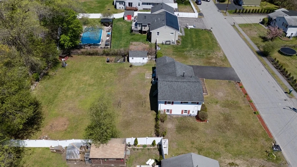 Photo of 14 Kazimer Dr