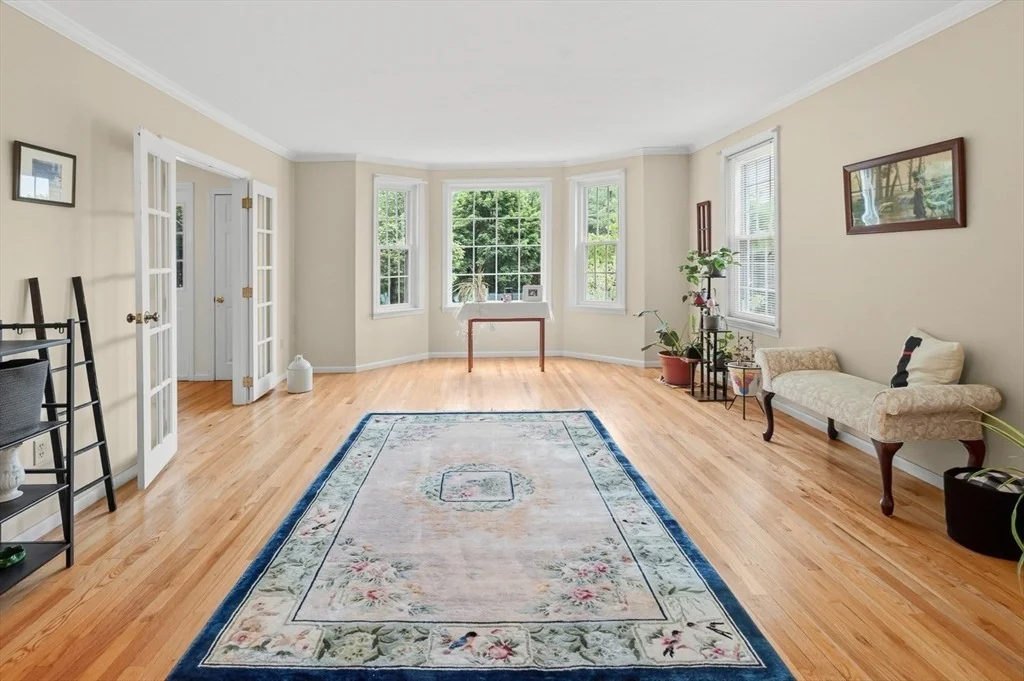 Photo of 23 Brooks Xing