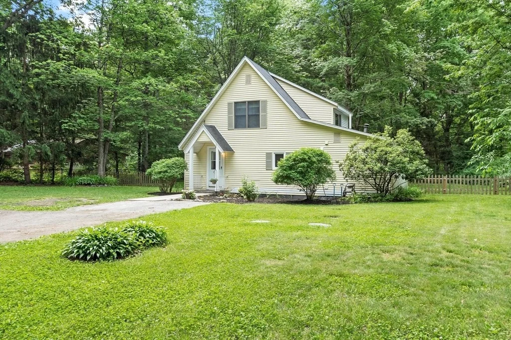 Photo of 42 Fuller Ave
