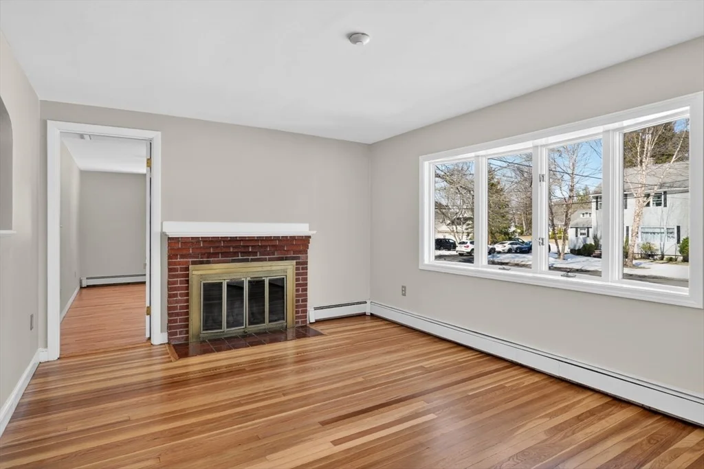 Photo of 10 Independence Dr