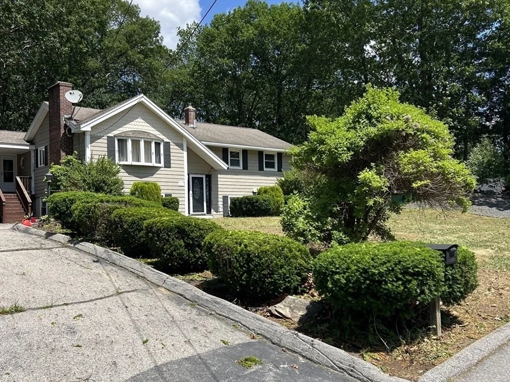 Photo of 55 Alexander Ave