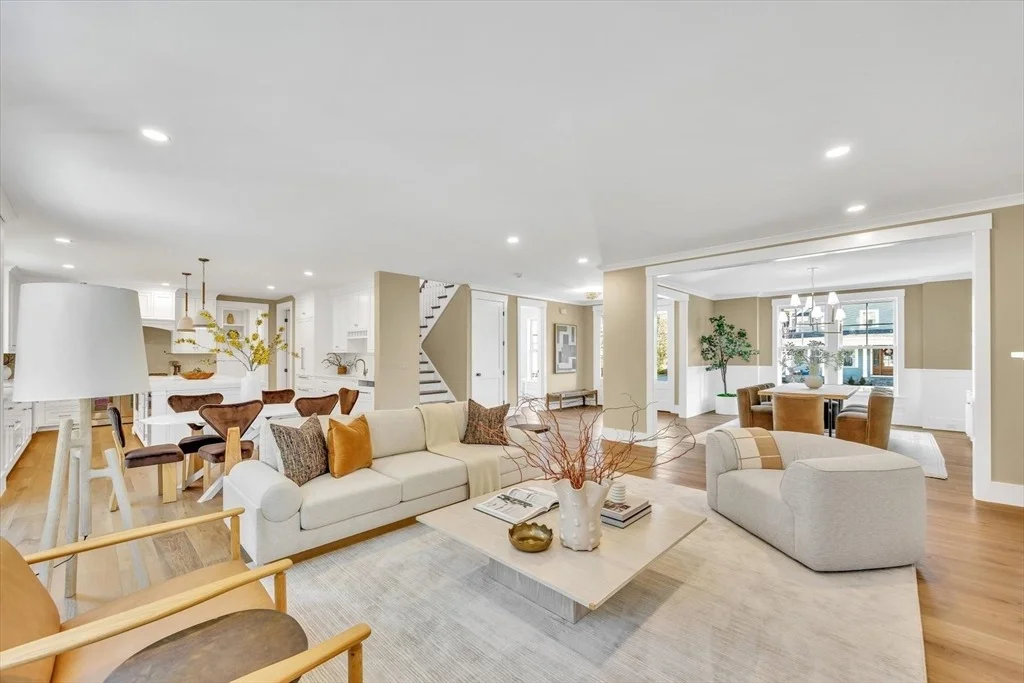 Photo of 6 Willow Cir