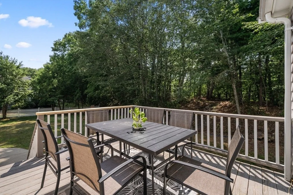 Photo of 86 Maplewood Dr