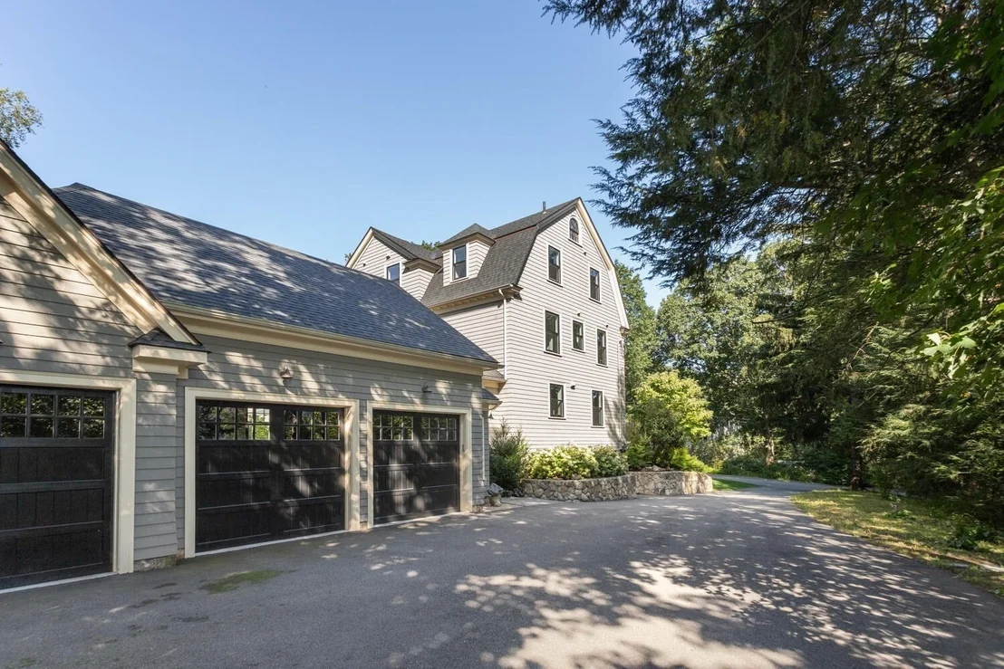 Photo of 4 Eliot Rd