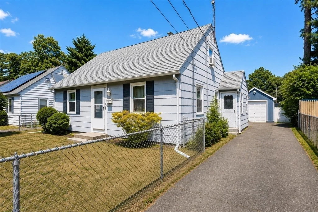Photo of 39 Seymour Ave