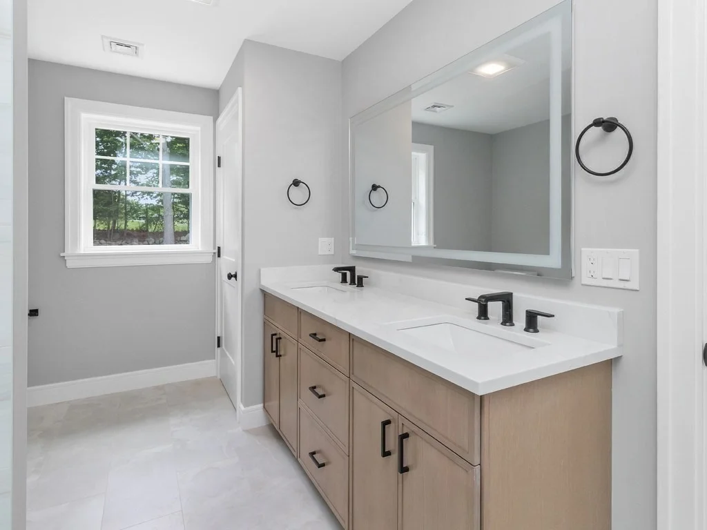 Photo of 113 Warwick Avenue