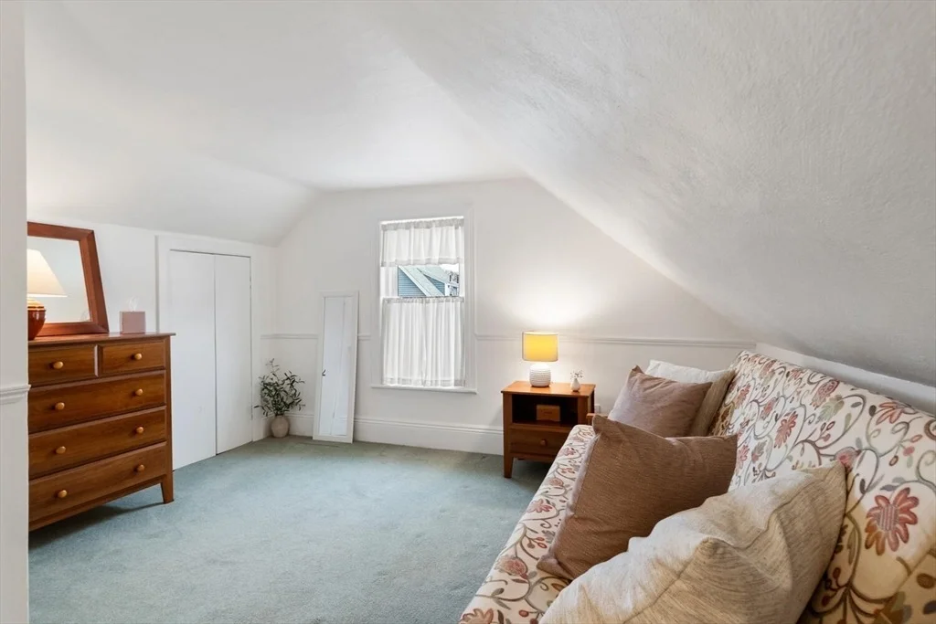 Photo of 21 Roundy St.