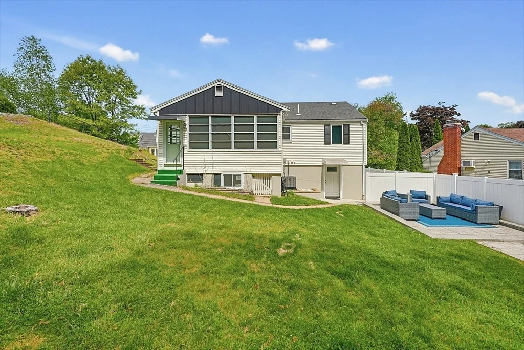 Photo of 46 Robinson Rd