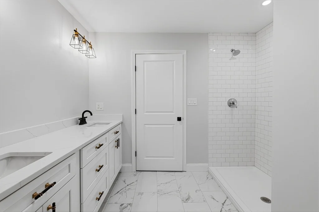 Photo of 138 Eighteenth St.