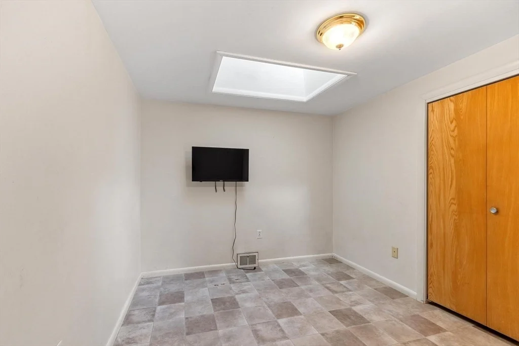 Photo of 243 Concord Road
