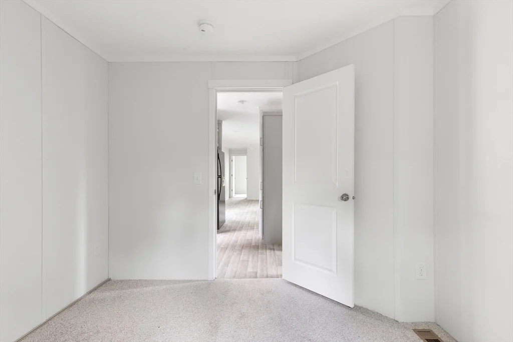 Photo of 19 Jake Ln