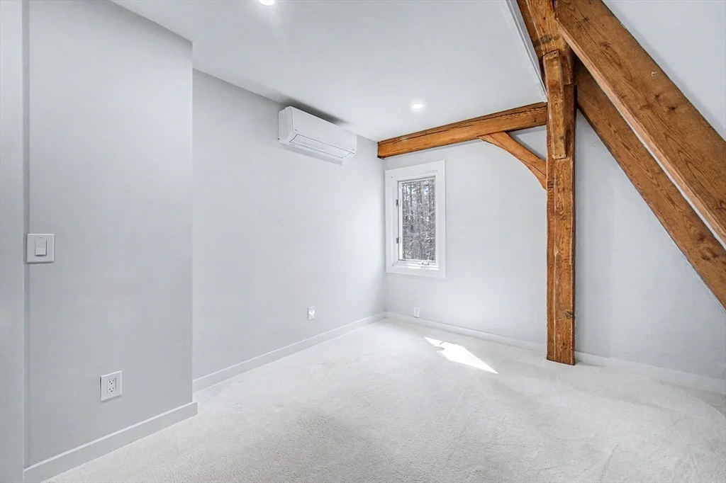 Photo of 8 Donna Pass