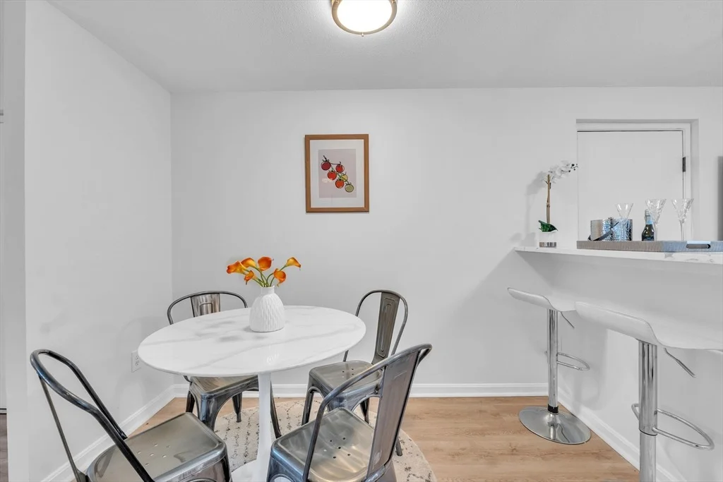 Photo of Unit B at 25 Pine St