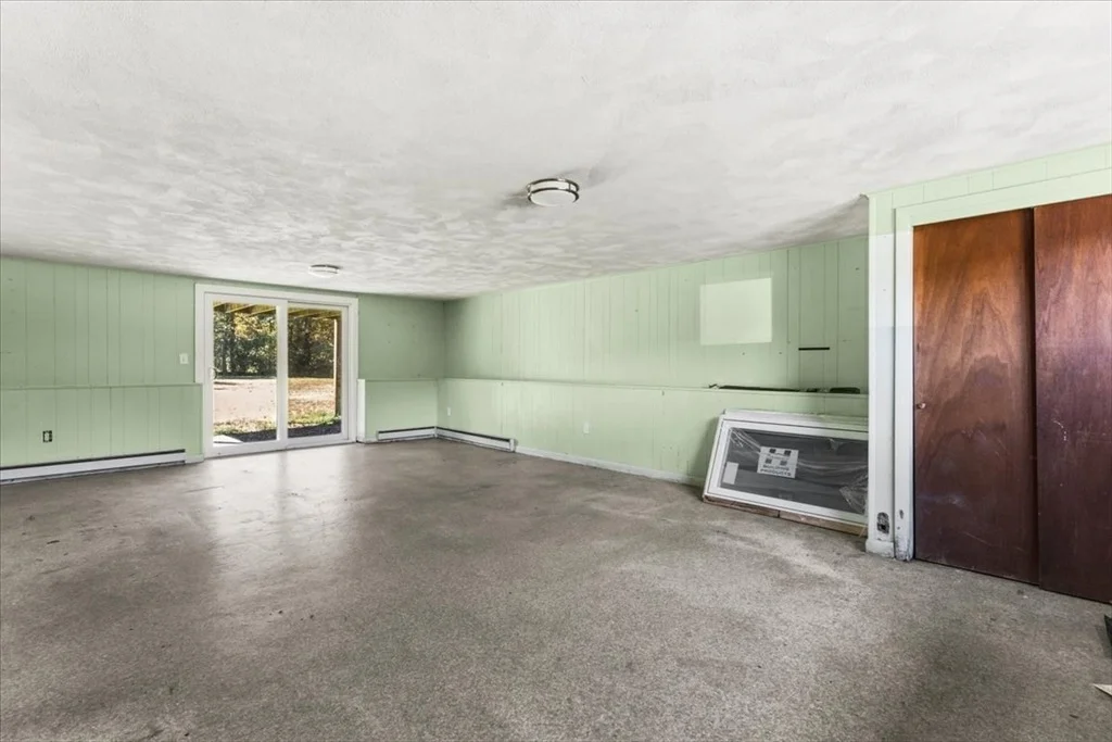 Photo of 55 Burnside Ave