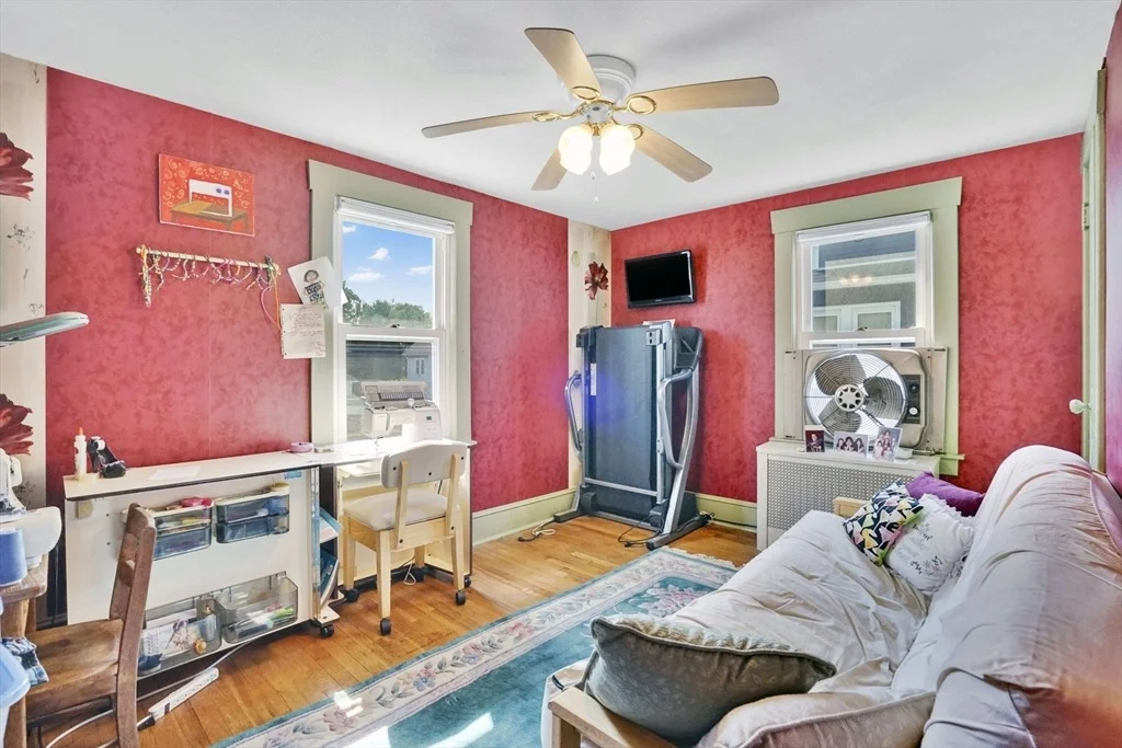 Photo of 122 Shawmut Street