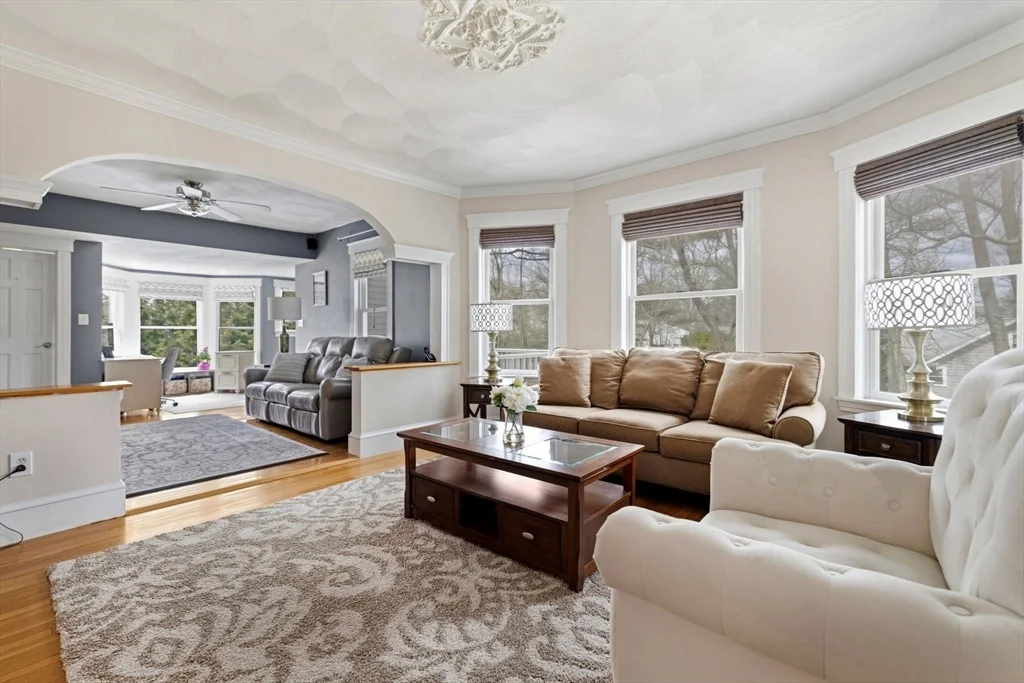 Photo of 176 Forest St