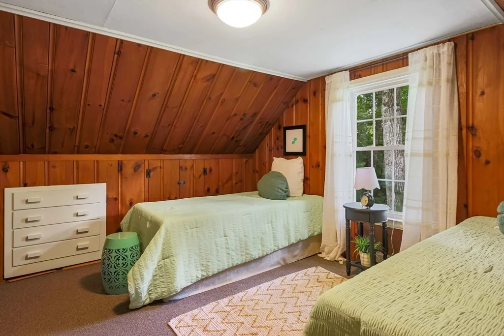 Photo of 4 Ledgewood Drive