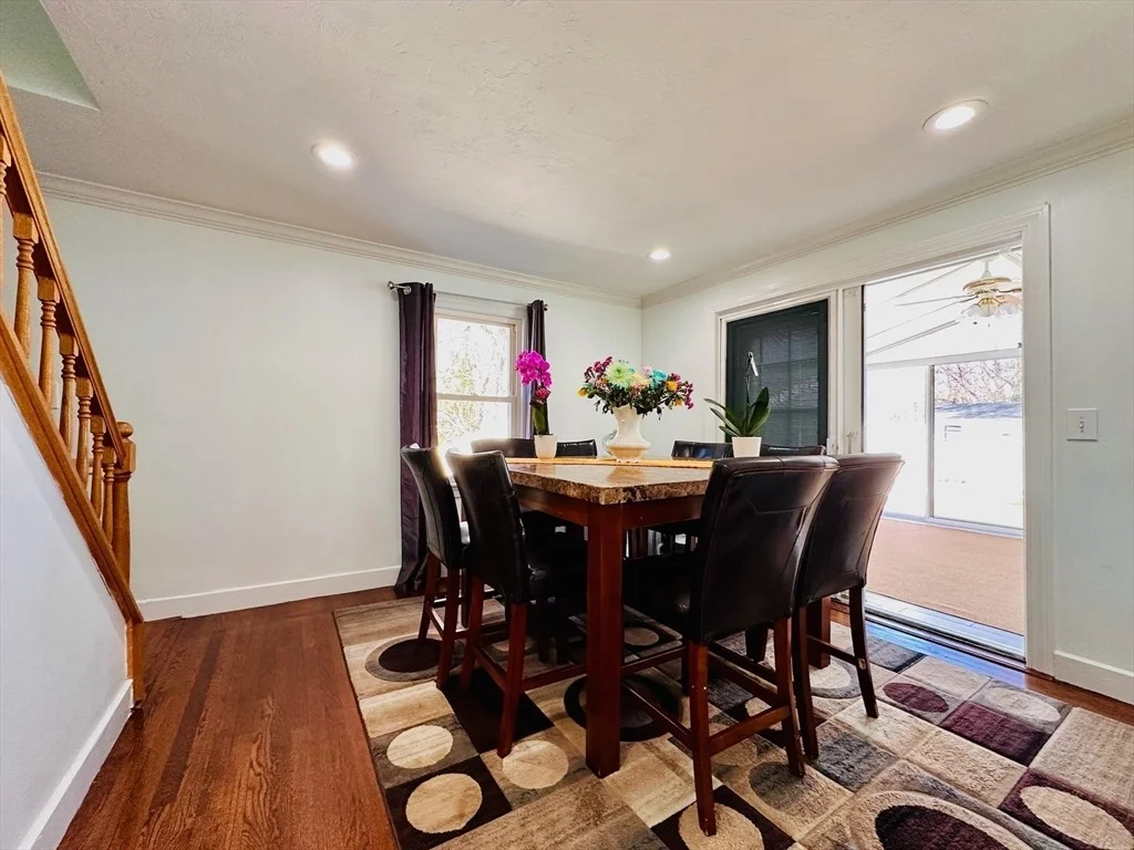 Photo of 62 Edgemere Blvd