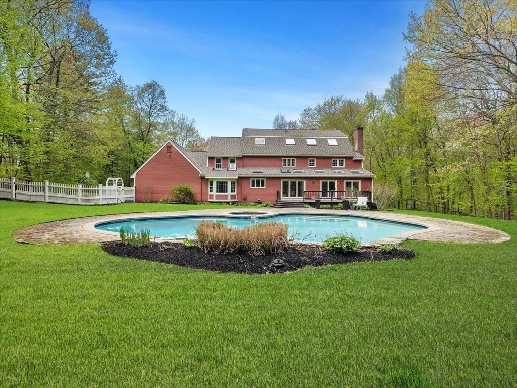 Photo of 9 Catie Dr