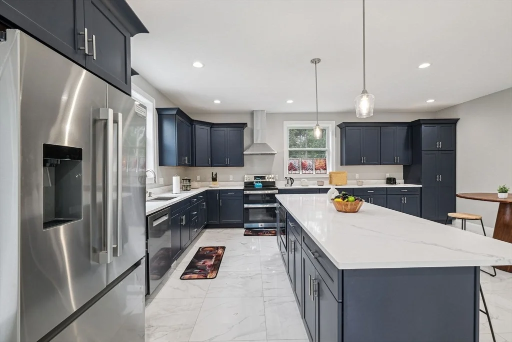 Photo of 920 Drift Road