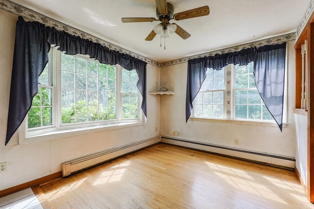 Photo of 179 Whitins Road