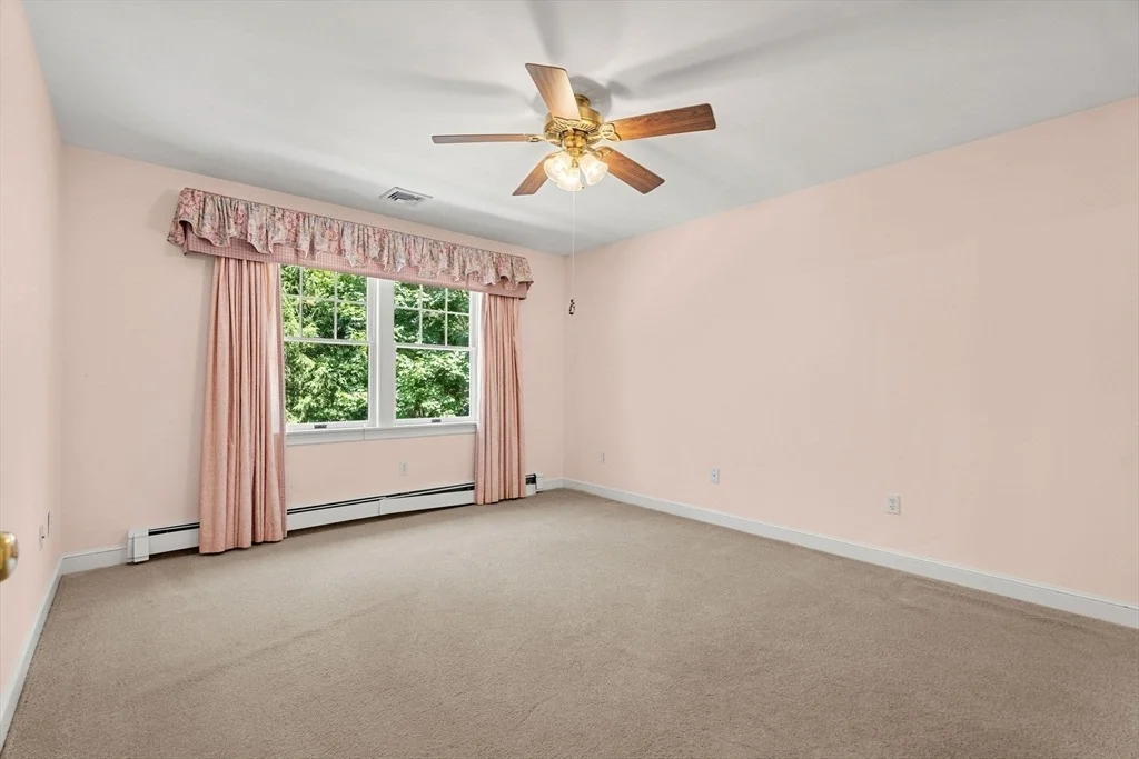 Photo of 6 Davey Ln