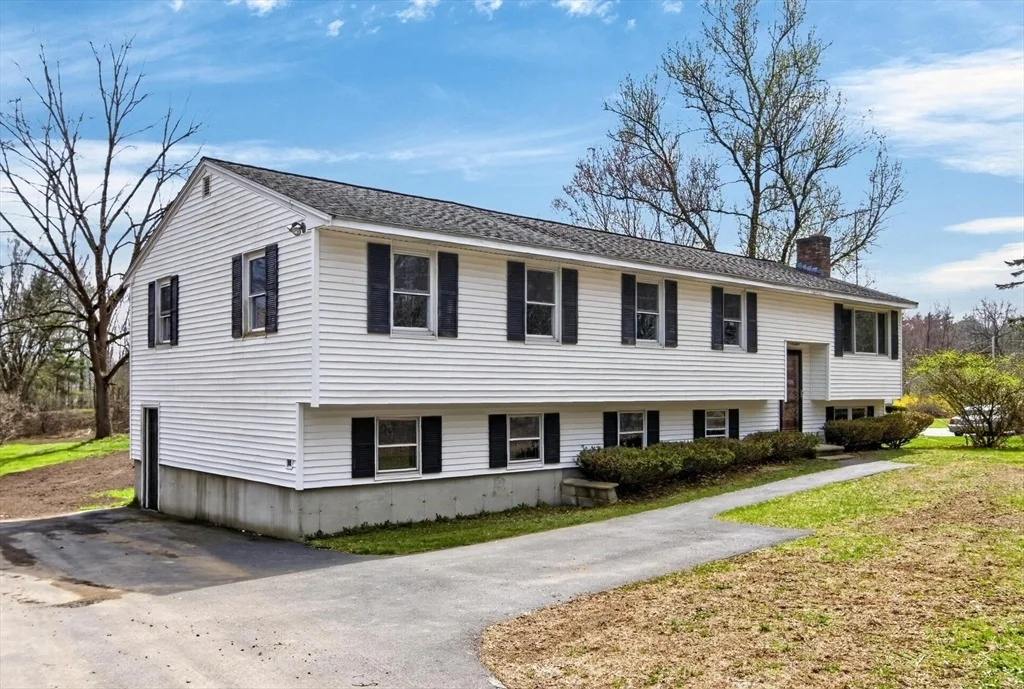 Photo of 73 Nashua Road