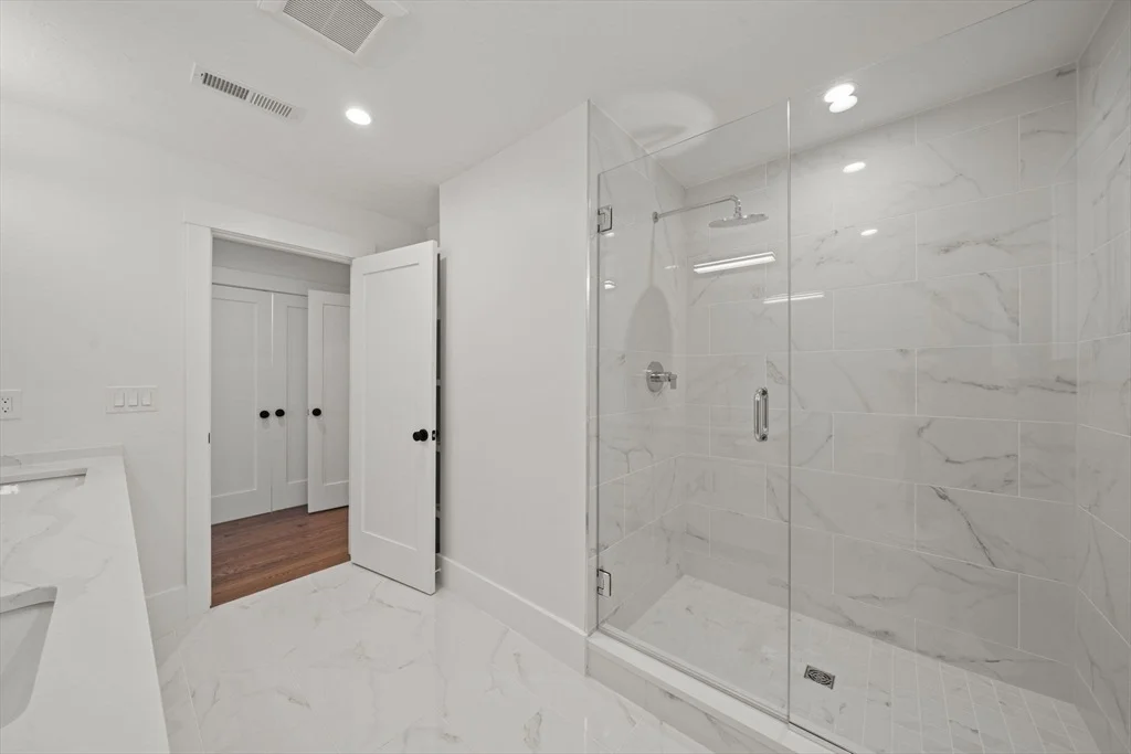 Photo of 301 Maple