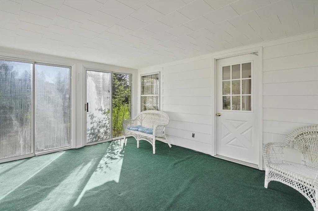 Photo of 112 Surrey Lane