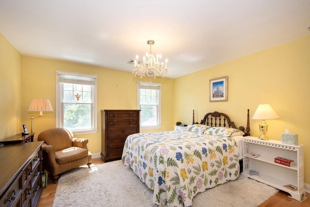 Photo of 17 Saddle Ln