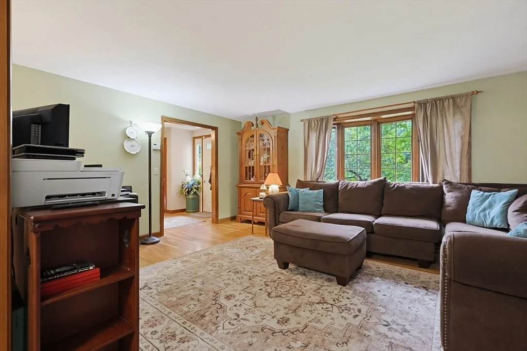 Photo of 60 Forest View Dr