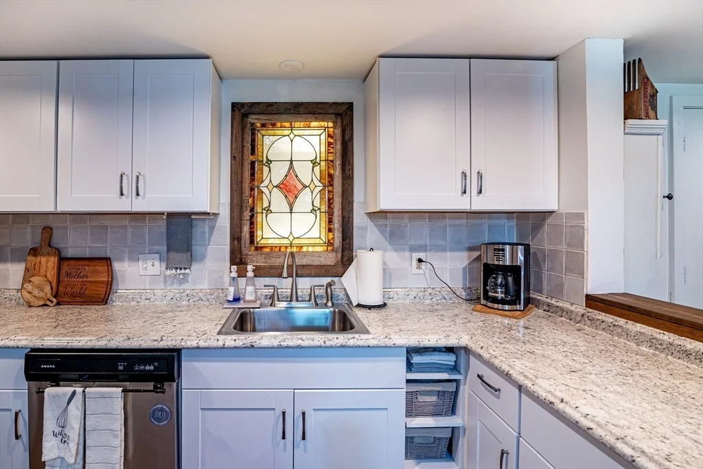 Photo of 213 Pomfret