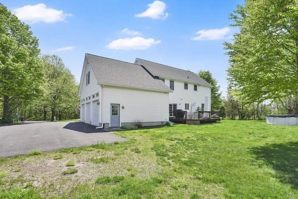 Photo of 45 Pomeroy Meadow Rd