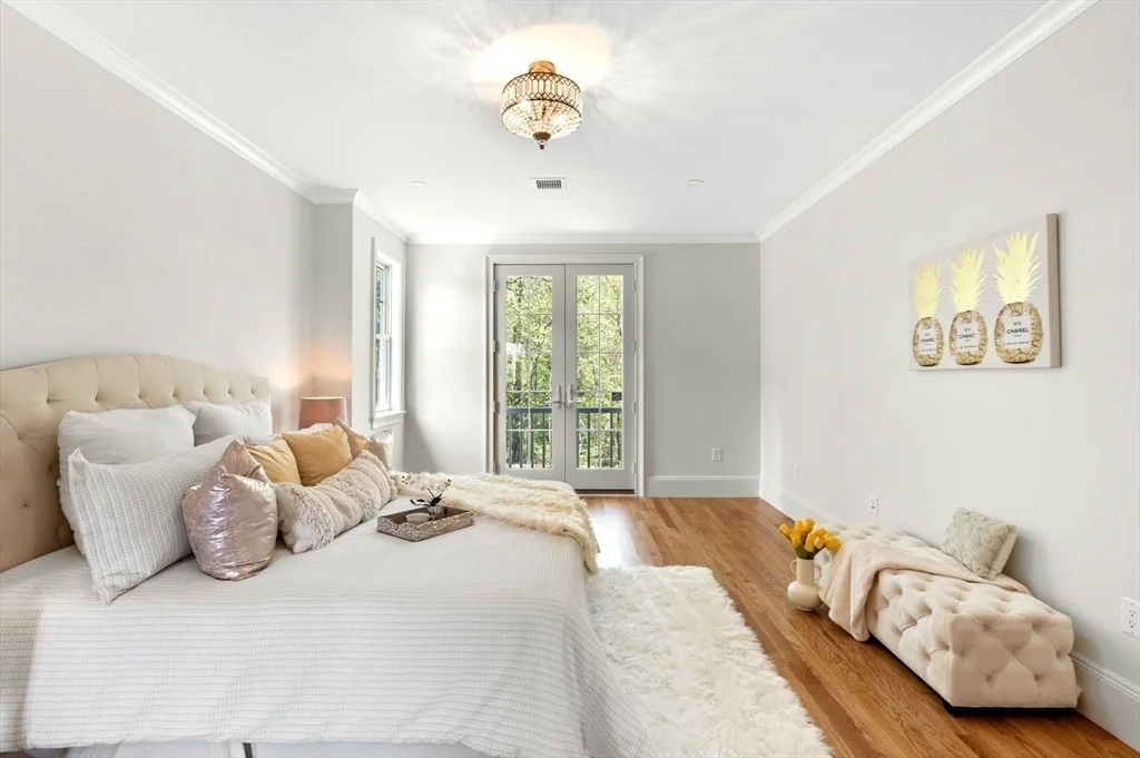 Photo of 333 Perkins Row