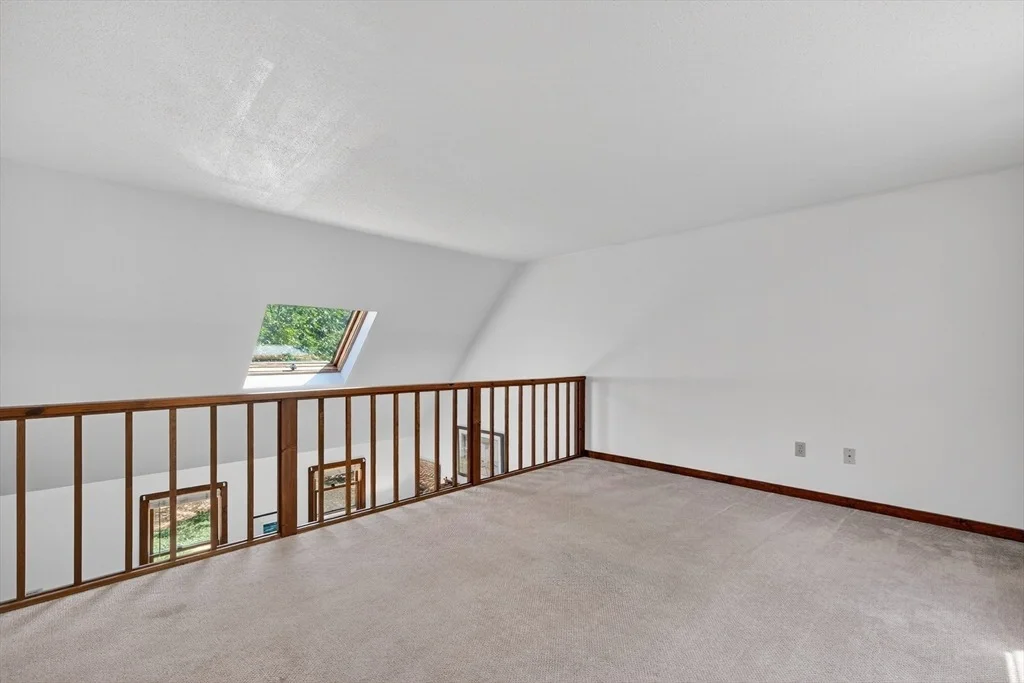 Photo of 64 Cranes Ln