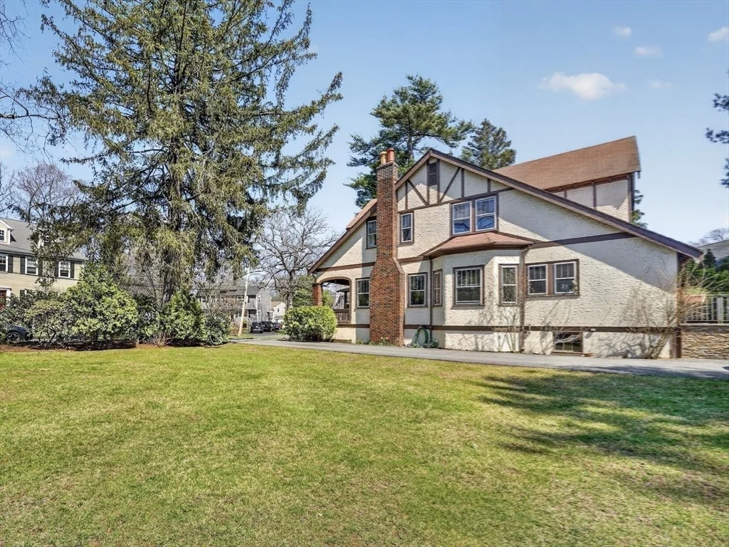 Photo of 44 Hemlock Street
