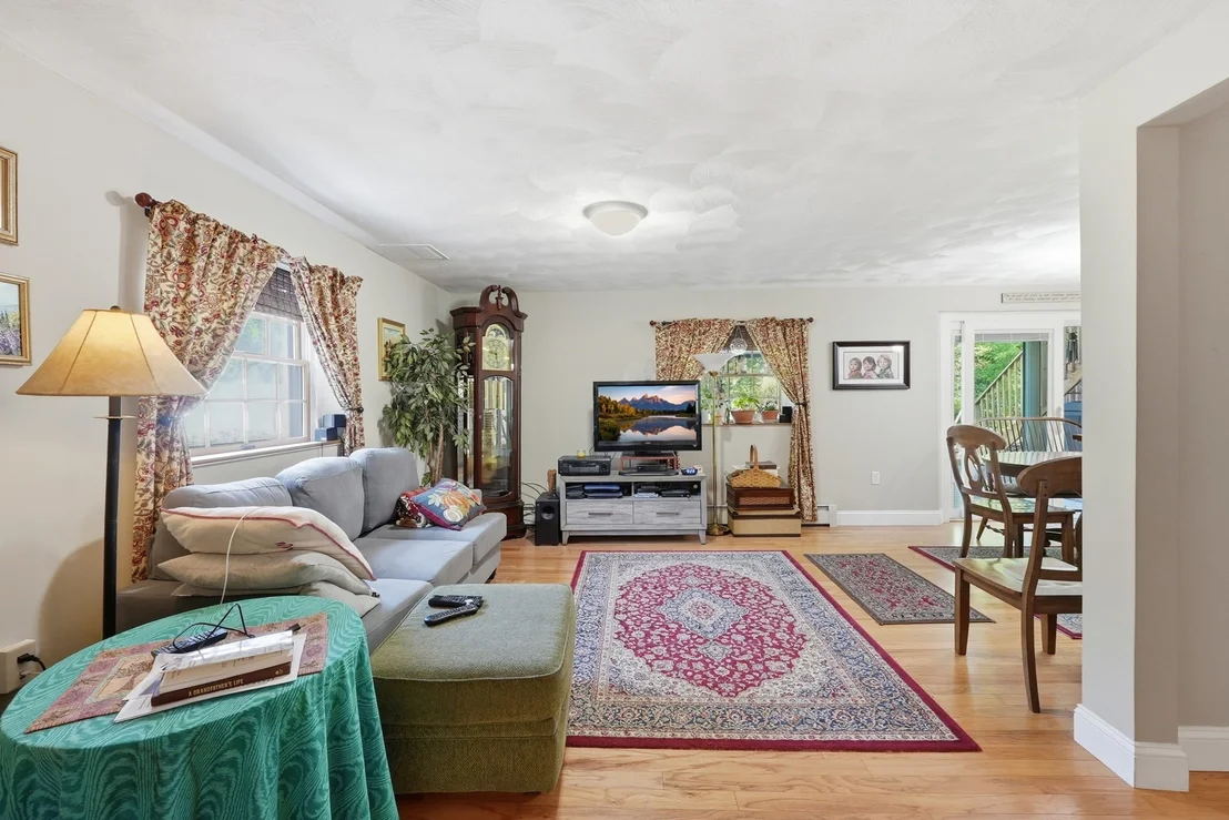 Photo of 137 Parker Rd