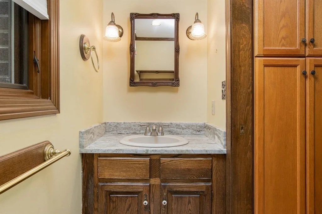 Photo of 21 Saddle Ln