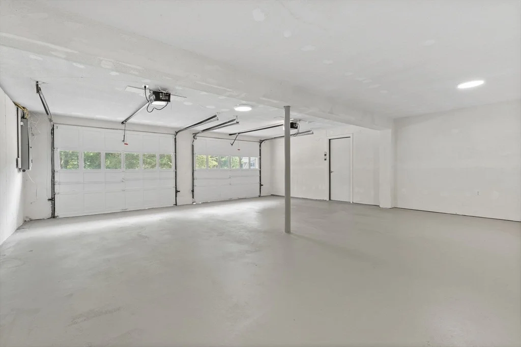 Photo of 2 Clover Cir