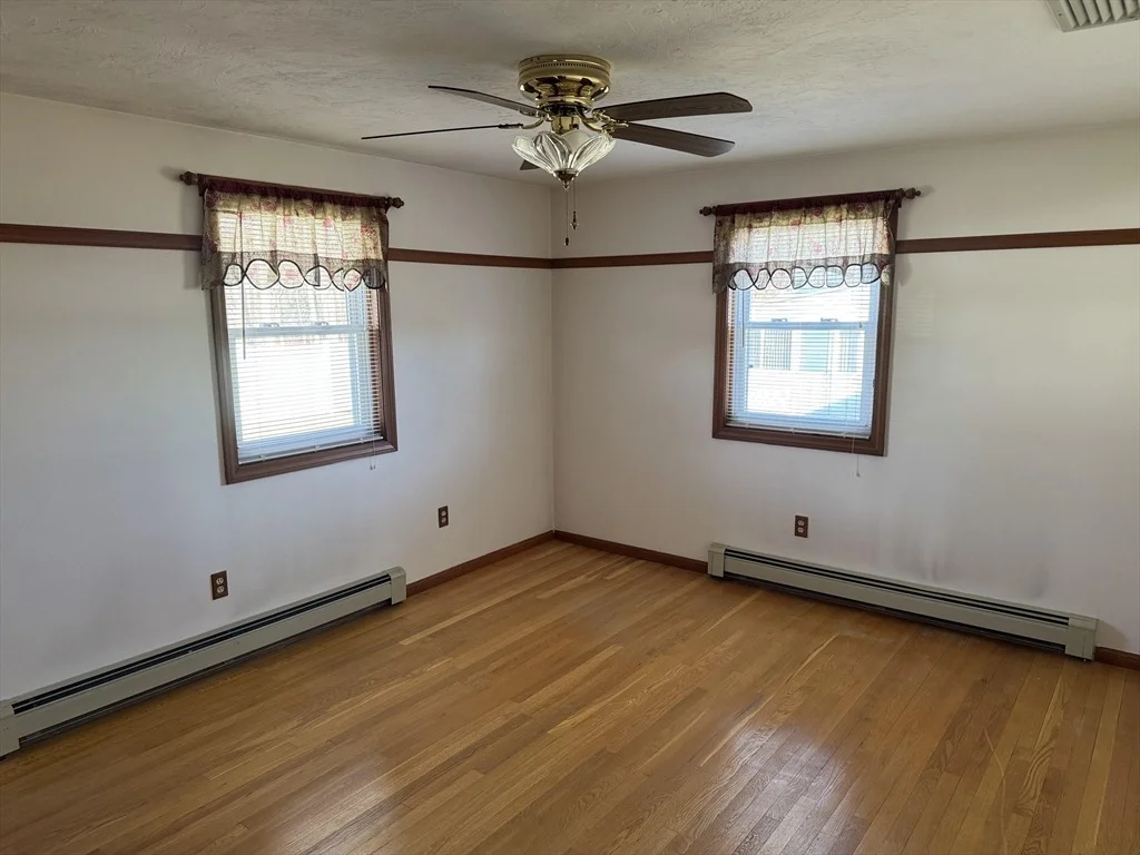 Photo of 5 Jeffrey Ave
