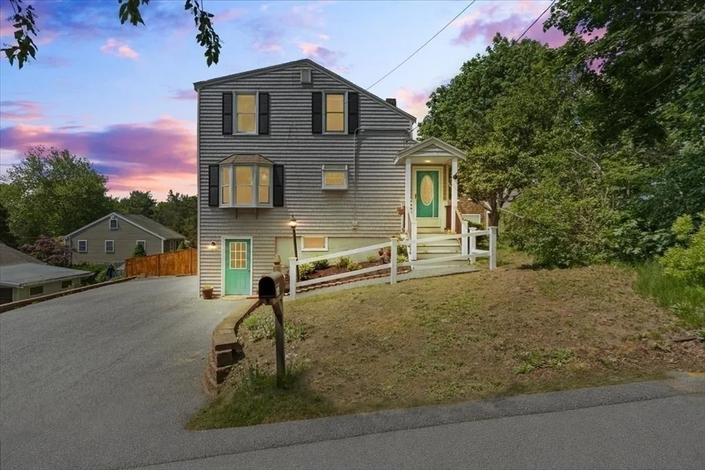 Photo of 39 Everett St