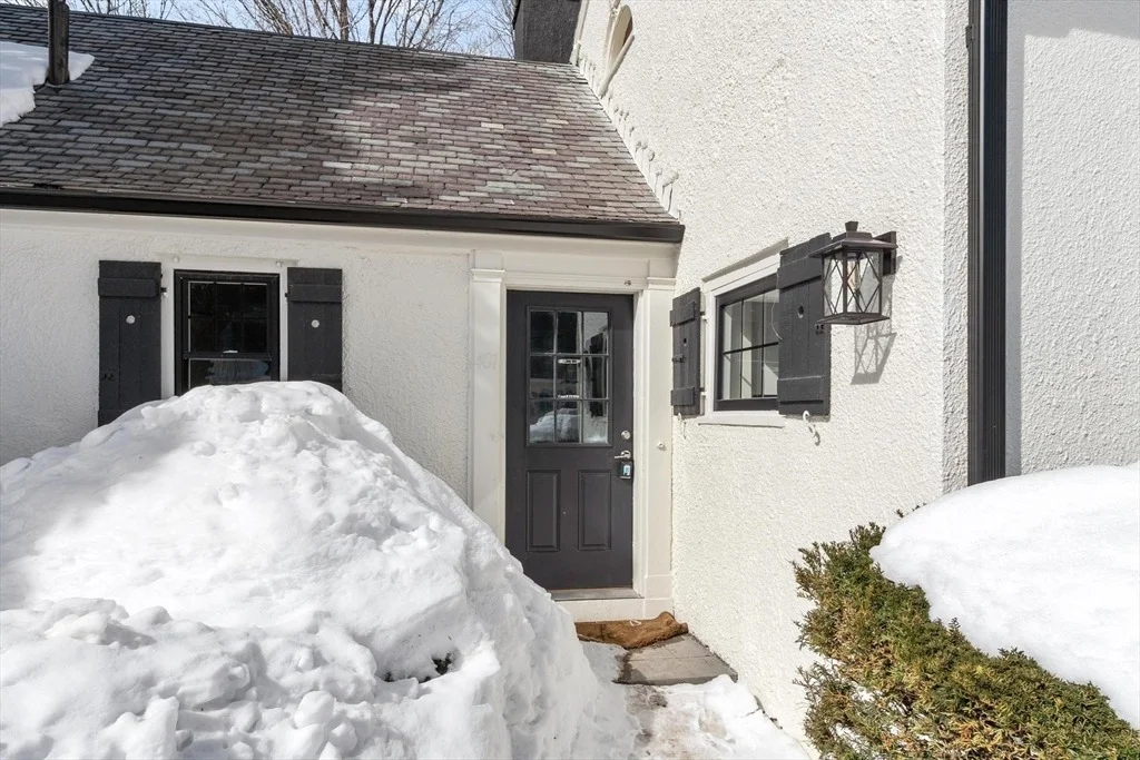 Photo of 401 Belknap Rd